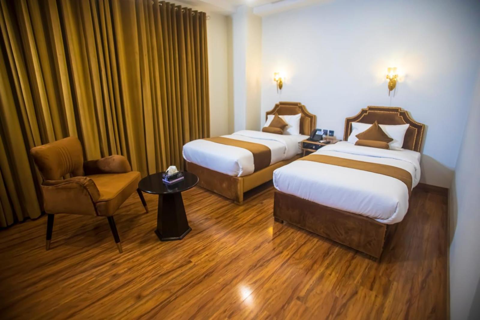 The Rich Hotel & Apartments Lahore Exterior foto